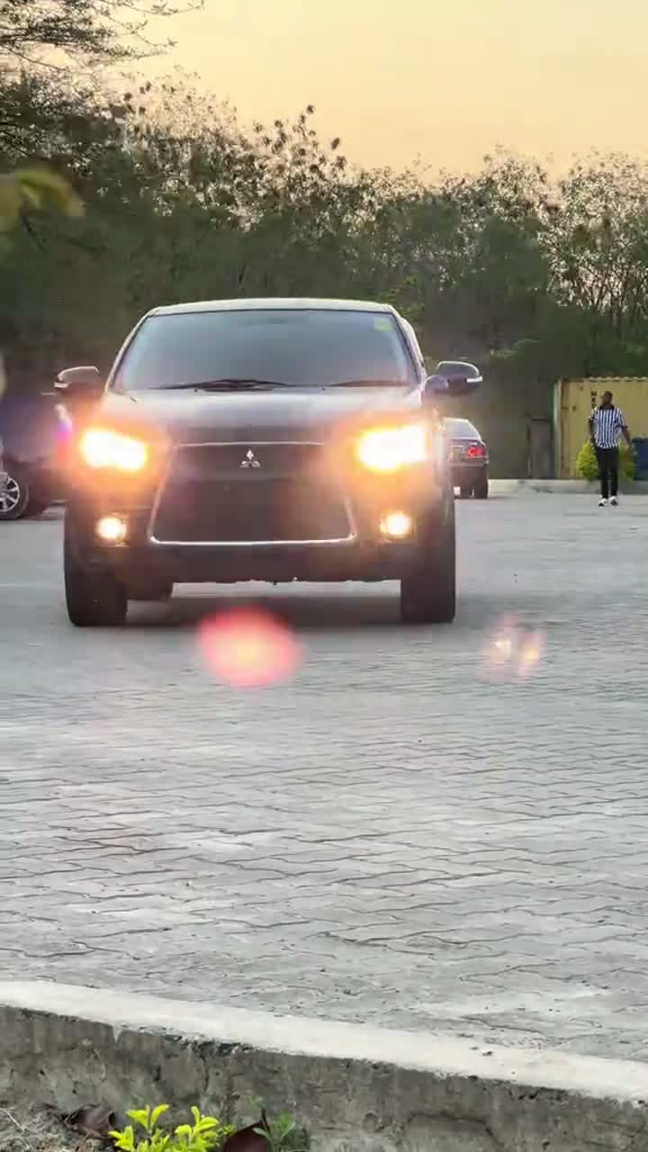 Video ya Car Zone: Gari imara kwa safari zako